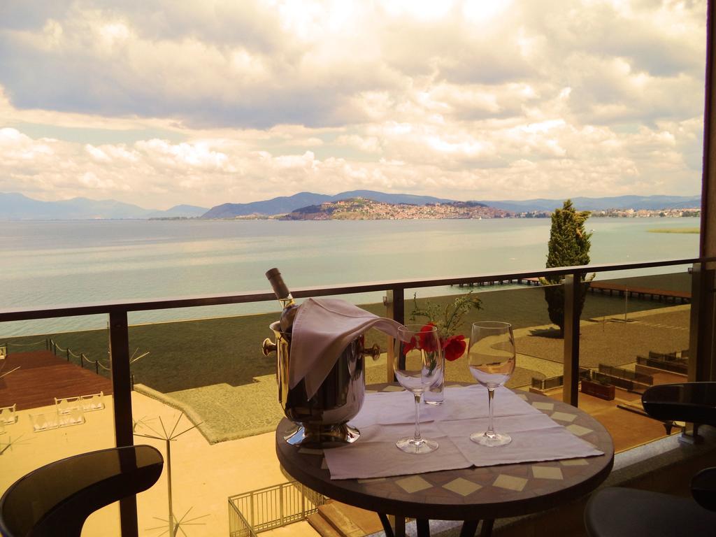 Park Lakeside Ohrid Bilik gambar